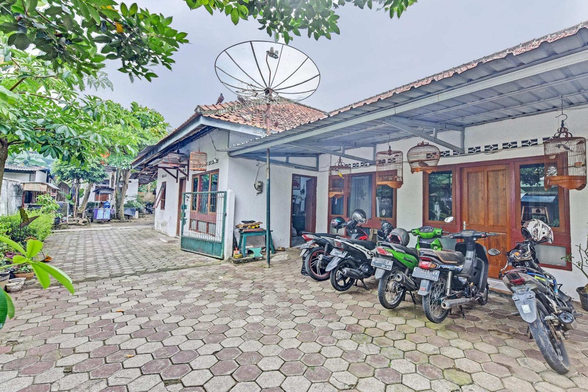 Spot On 91372 Wisma Bulin Purwokerto Exterior photo