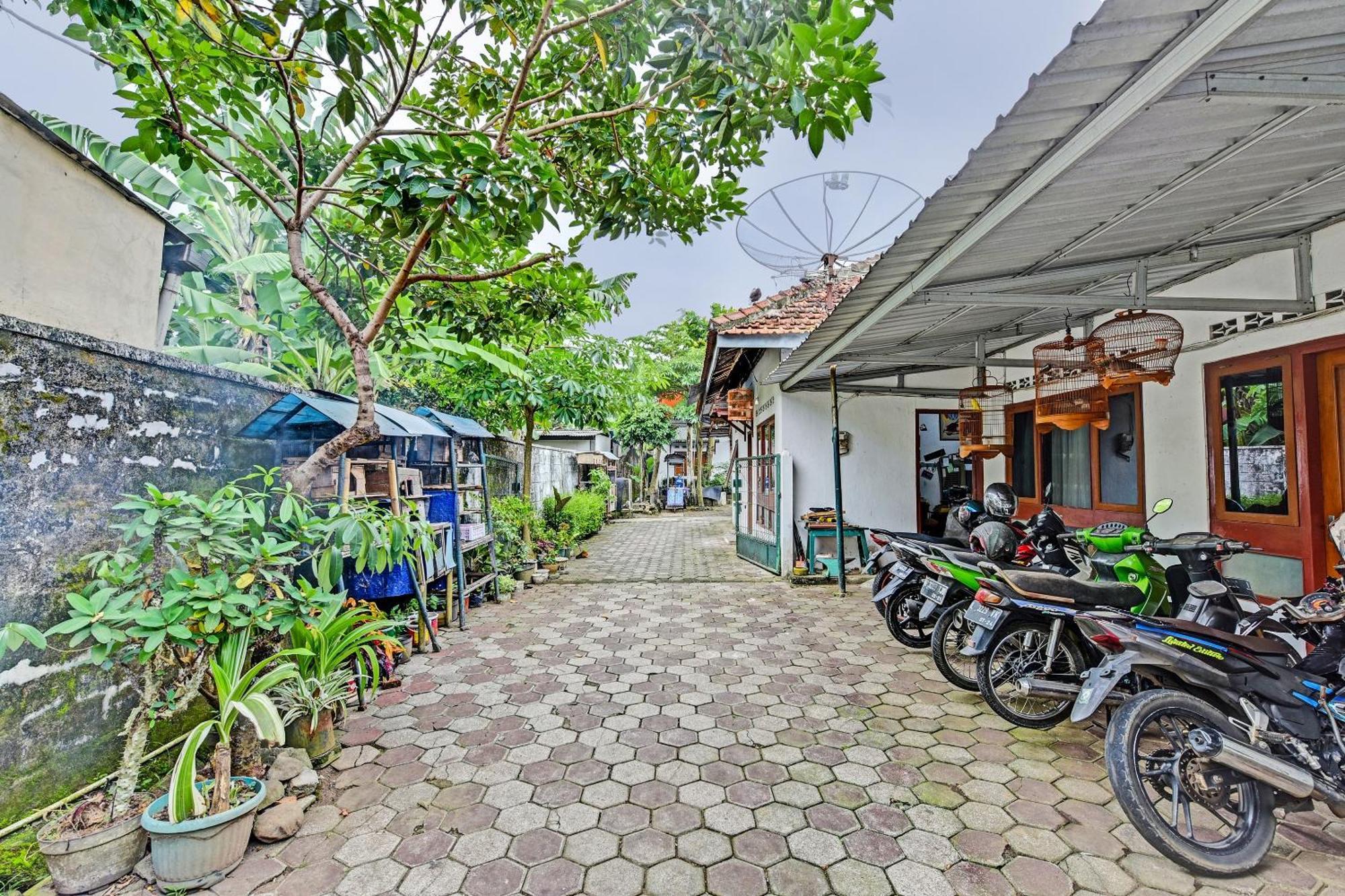 Spot On 91372 Wisma Bulin Purwokerto Exterior photo